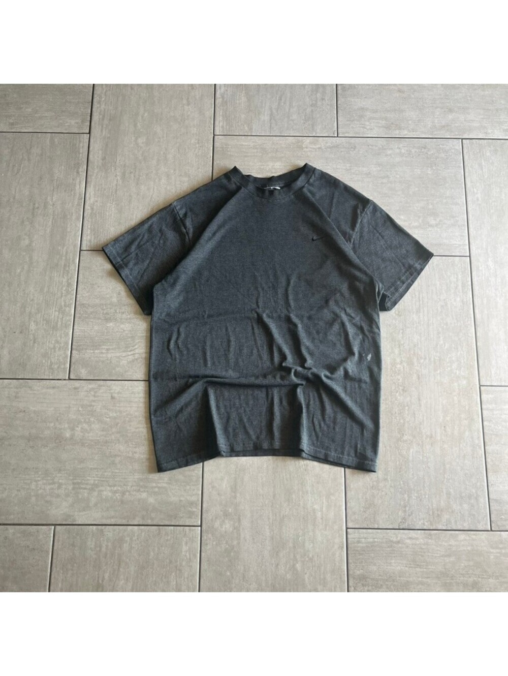 Vintage Nike Charcoal Gray Short Sleeve T-Shirt with Swoosh Logo Size L